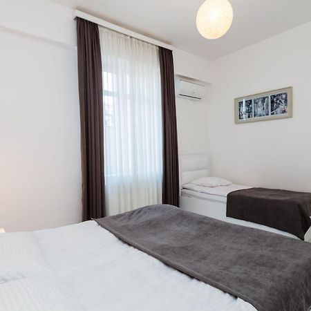 Luxury Apartment In The City Centre Tbilisi Exterior foto