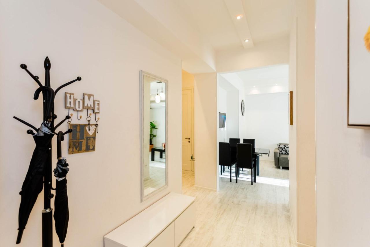 Luxury Apartment In The City Centre Tbilisi Exterior foto